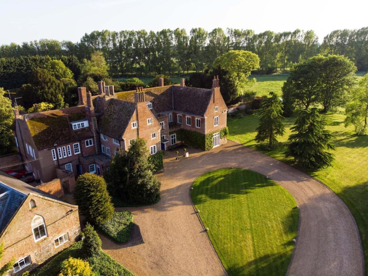 Hockwold Hall - Former Royal Residence Hockwold cum Wilton Экстерьер фото