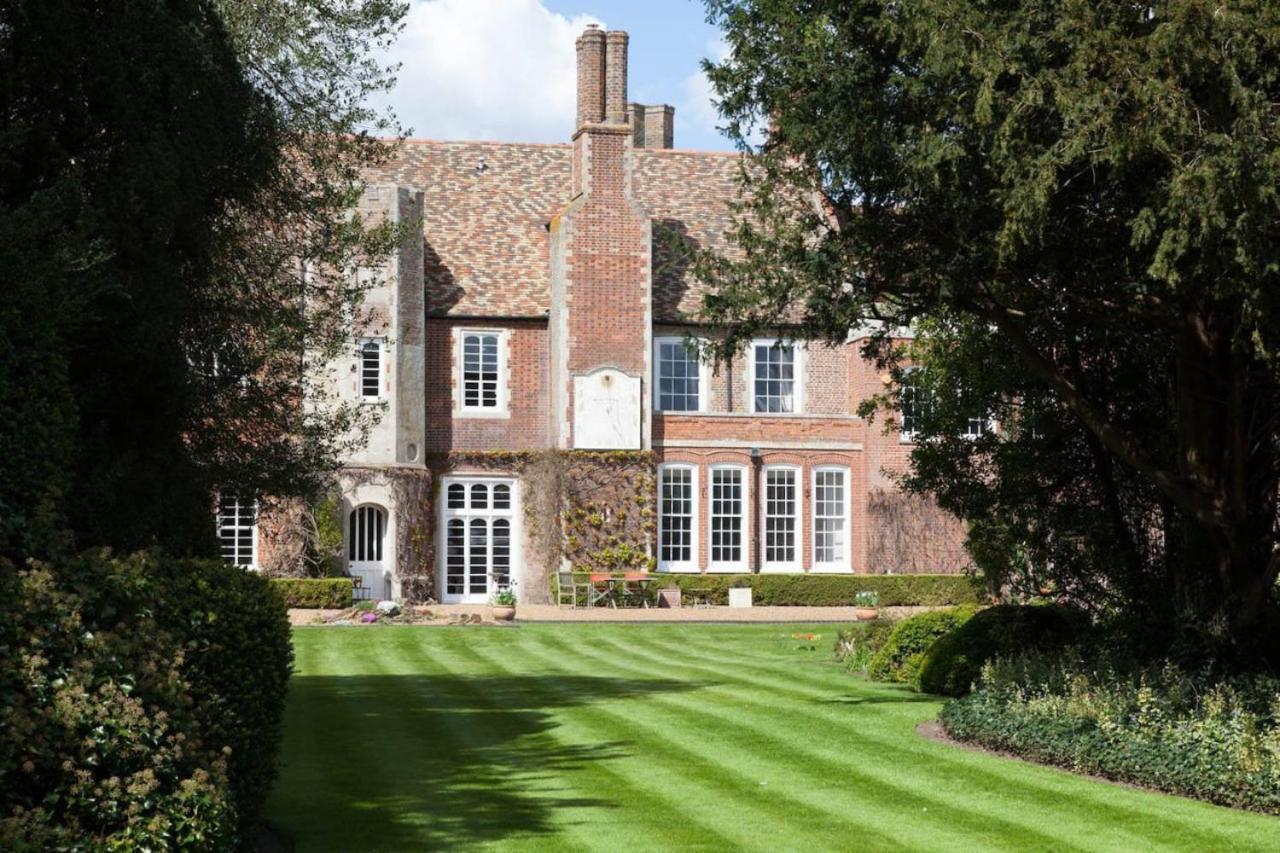 Hockwold Hall - Former Royal Residence Hockwold cum Wilton Экстерьер фото
